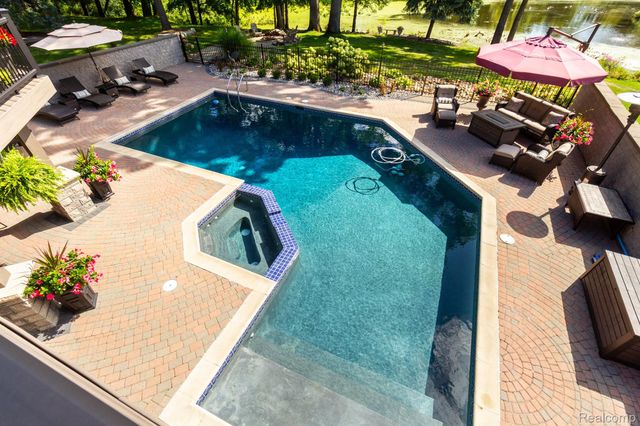 63100 INDIAN HILLS Drive, Washington Twp, MI 48095