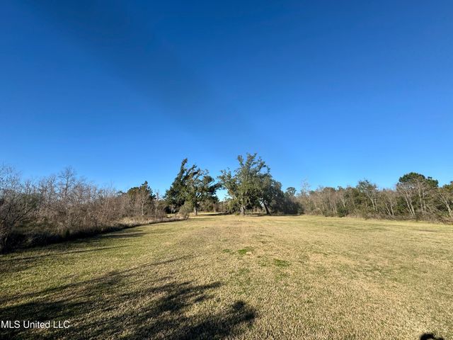 11219 Jordan River Drive, Bay Saint Louis, MS 39520