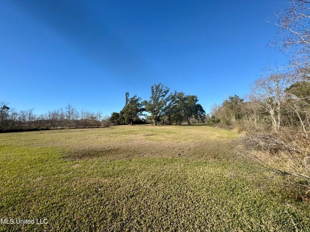 11219 Jordan River Drive, Bay Saint Louis, MS 39520