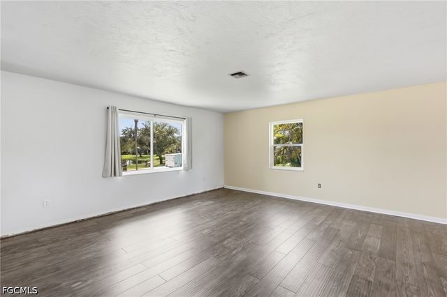 15636 Light Blue CIR, Fort Myers, FL 33908