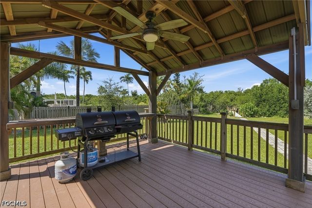 15636 Light Blue CIR, Fort Myers, FL 33908