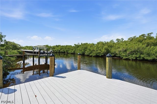 15636 Light Blue CIR, Fort Myers, FL 33908