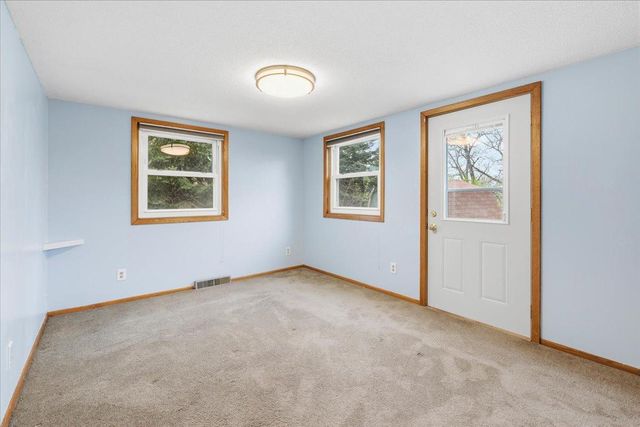 2235 Kilmer Lane N, Plymouth, MN 55441