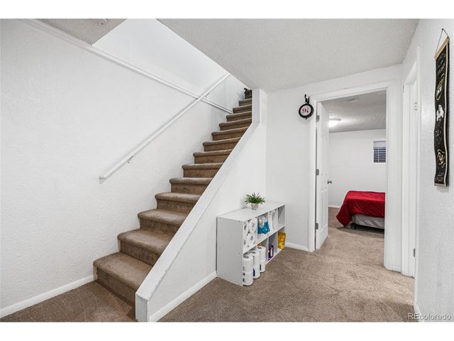 6738 S Independence St, Littleton, CO 80128