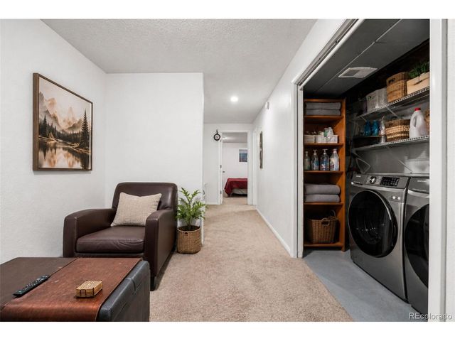 6738 S Independence St, Littleton, CO 80128