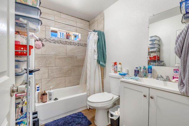 430 S Thorne Avenue, Fresno, CA 93706