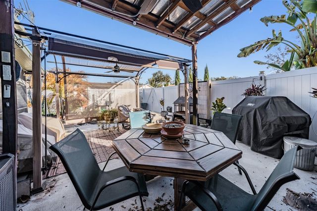 6510 SPANISH MOSS CIRCLE, Tampa, FL 33625