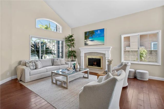 4204 E Townsend, Orange, CA 92867