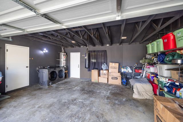 1933 W Buena Vista Avenue, Visalia, CA 93291