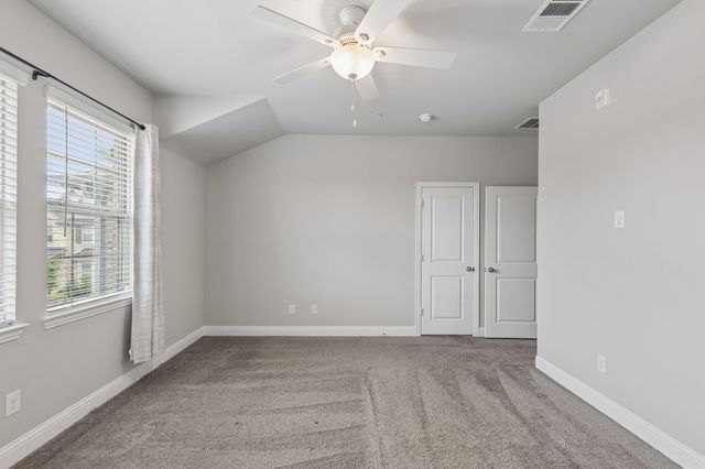 911 Ponds Edge Lane, Euless, TX 76040