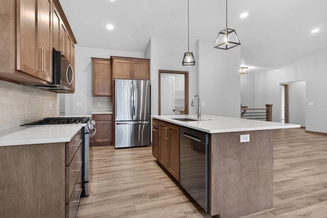 2564 N STELLITA CIRCLE, De Pere, WI 54115