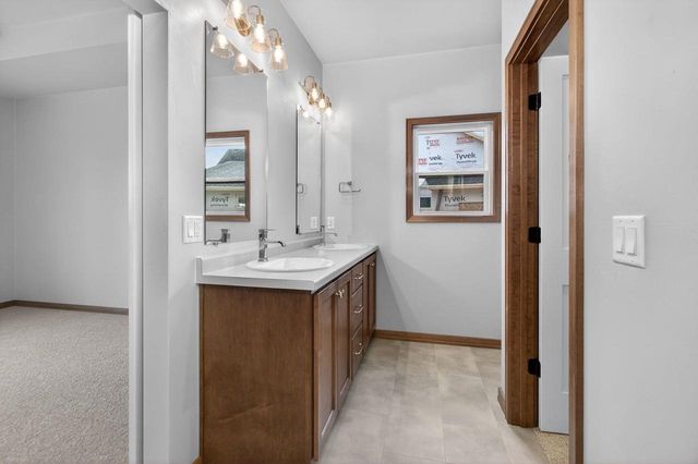 2564 N STELLITA CIRCLE, De Pere, WI 54115