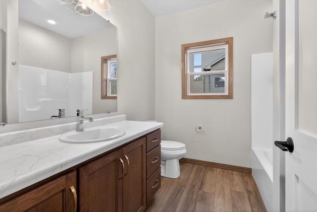 2564 N STELLITA CIRCLE, De Pere, WI 54115