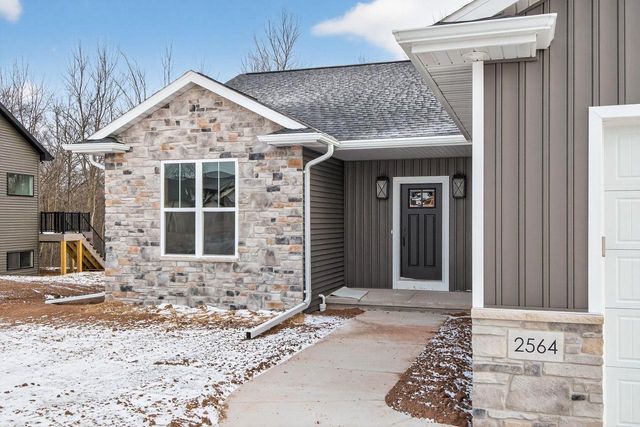 2564 N STELLITA CIRCLE, De Pere, WI 54115