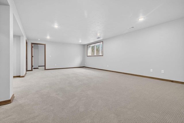 2564 N STELLITA CIRCLE, De Pere, WI 54115