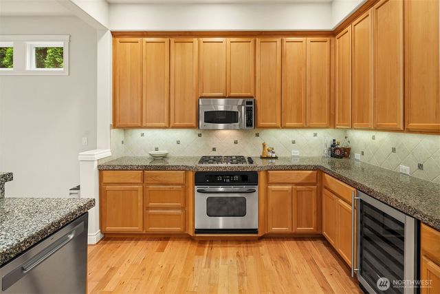 11787 159th Avenue NE, Redmond, WA 98052