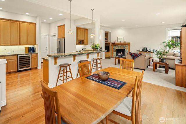 11787 159th Avenue NE, Redmond, WA 98052