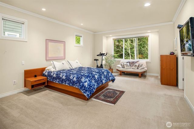 11787 159th Avenue NE, Redmond, WA 98052