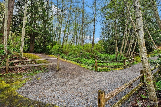 11787 159th Avenue NE, Redmond, WA 98052