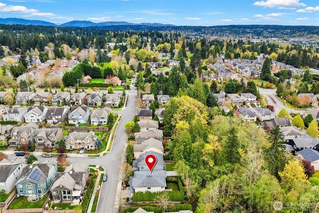 11787 159th Avenue NE, Redmond, WA 98052