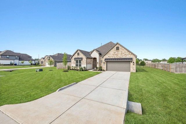 11610 E Wood Drive, Old River-winfree, TX 77523