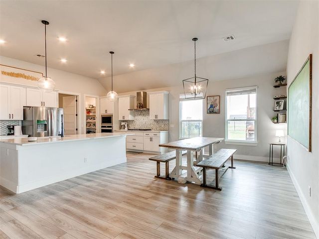 2255 Jackson Lane, Blanchard, OK 73010