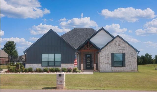 2255 Jackson Lane, Blanchard, OK 73010