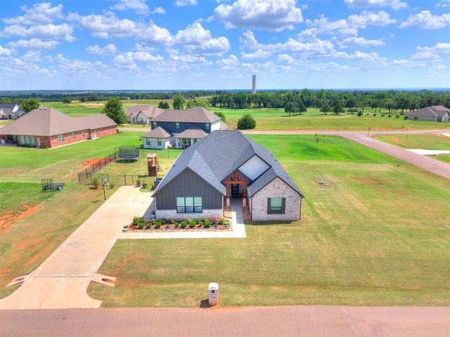2255 Jackson Lane, Blanchard, OK 73010