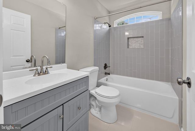 114 SUNSET DR, Mt Royal, NJ 08061