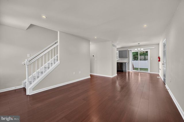 114 SUNSET DR, Mt Royal, NJ 08061