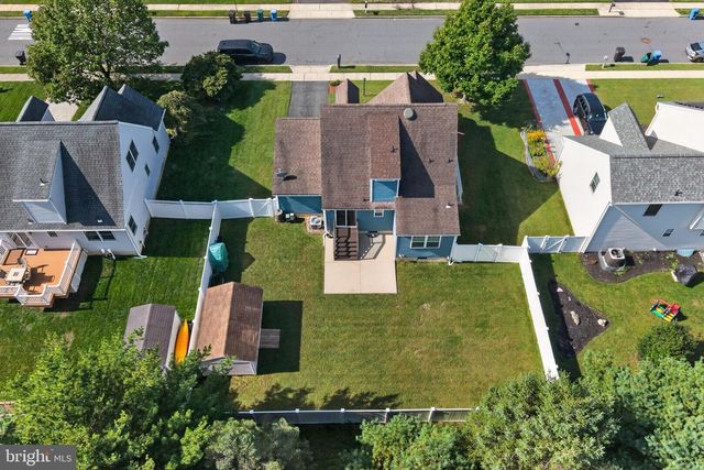 114 SUNSET DR, Mt Royal, NJ 08061