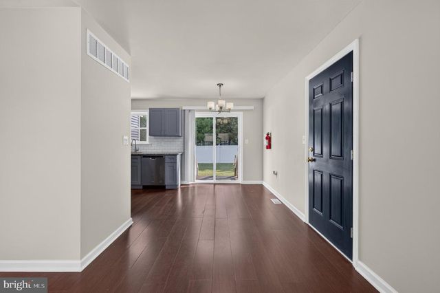 114 SUNSET DR, Mt Royal, NJ 08061