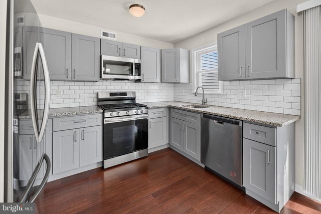 114 SUNSET DR, Mt Royal, NJ 08061