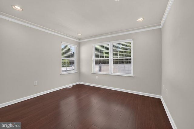 114 SUNSET DR, Mt Royal, NJ 08061