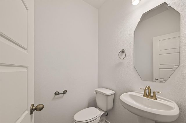 2510 Shallow Lake Lane, Iowa Colony, TX 77583