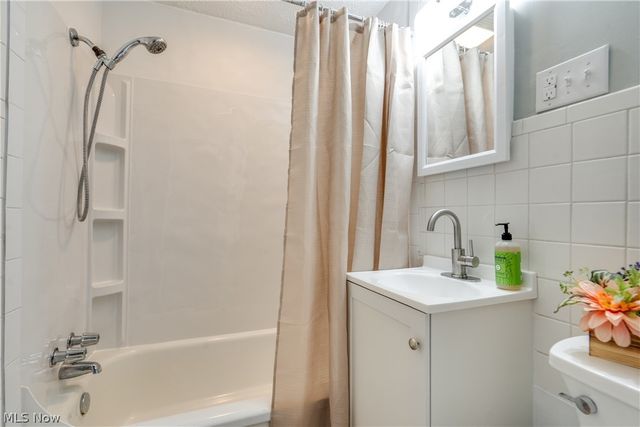 1231 Spangler Street NE, Canton, OH 44714