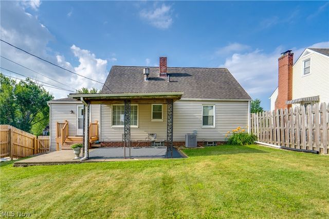 1231 Spangler Street NE, Canton, OH 44714