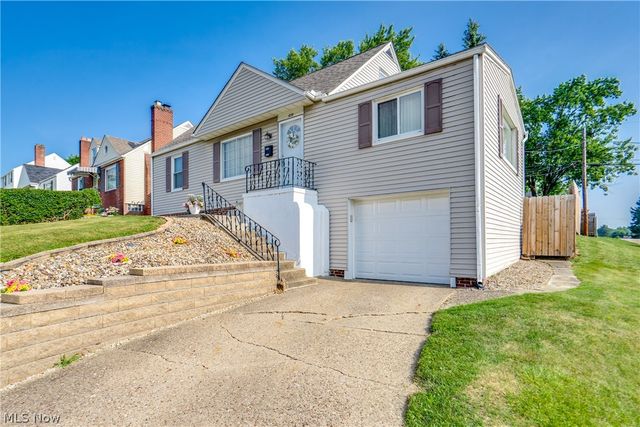 1231 Spangler Street NE, Canton, OH 44714