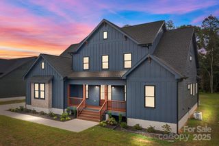 149 Mills Garden Road 1, Statesville, NC 28625