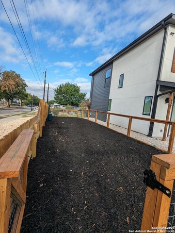 935 Piedmont Ave, San Antonio, TX 78210