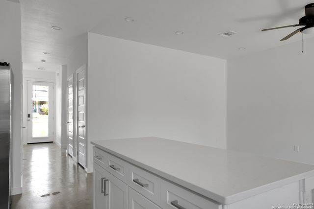 935 Piedmont Ave, San Antonio, TX 78210