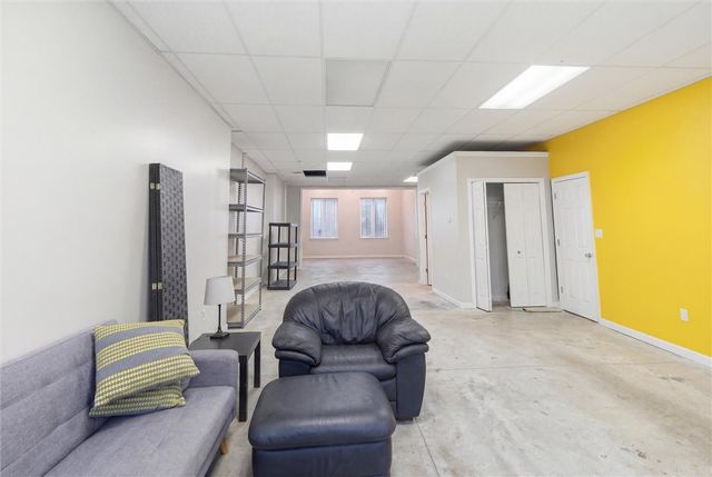 2600 Brownsville Rd, Carrick, PA 15227