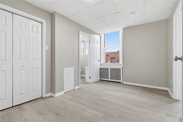 2600 Brownsville Rd, Carrick, PA 15227