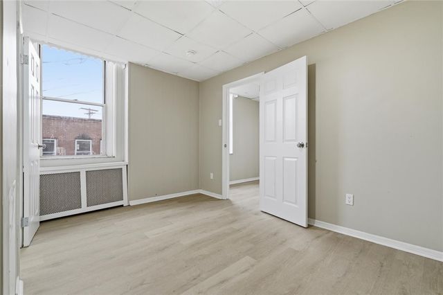 2600 Brownsville Rd, Carrick, PA 15227