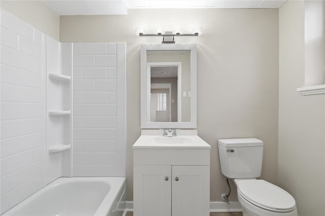 2600 Brownsville Rd, Carrick, PA 15227