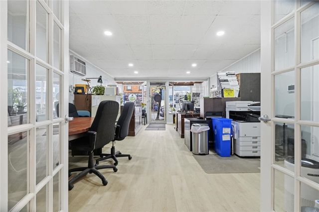 2600 Brownsville Rd, Carrick, PA 15227