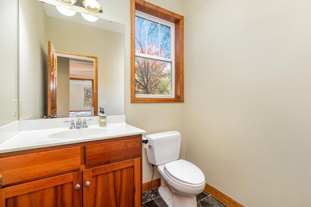 8124 Clifford Circle, Inver Grove Heights, MN 55076