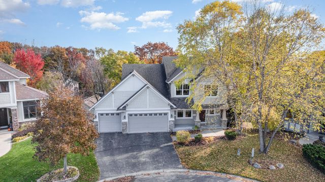 8124 Clifford Circle, Inver Grove Heights, MN 55076