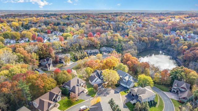 8124 Clifford Circle, Inver Grove Heights, MN 55076