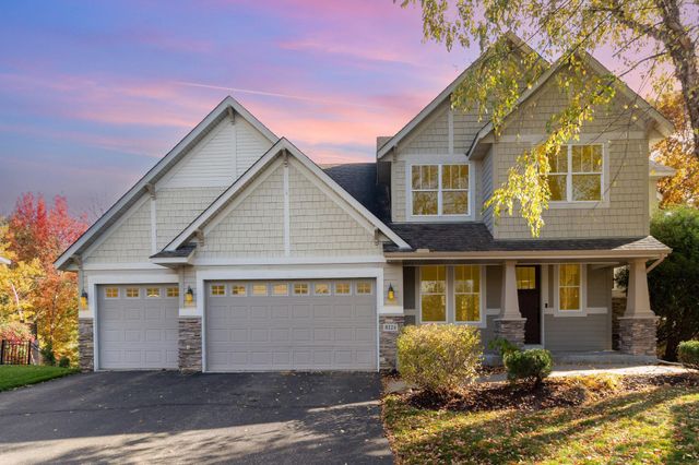 8124 Clifford Circle, Inver Grove Heights, MN 55076